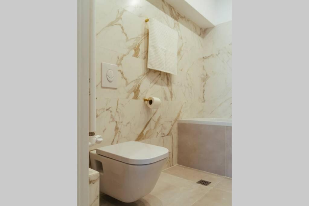 Panoramic - 4br - Piata Unirii Apartment *